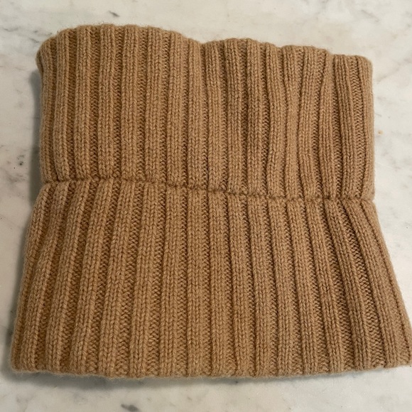 Michael Kors  Button Adjustable Wool Scarf - Picture 2 of 7